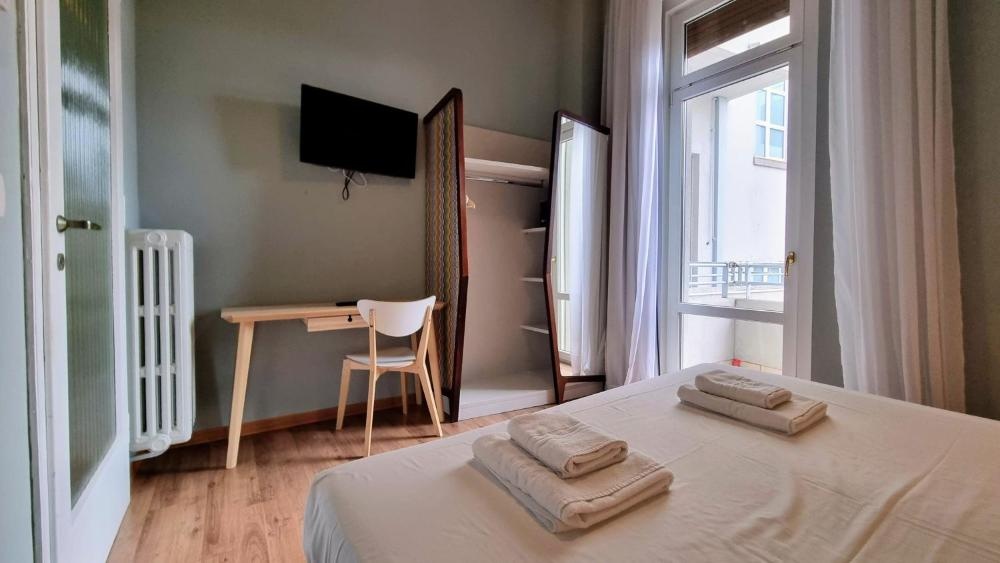 Triple Room with City View